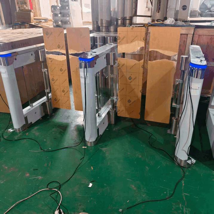 कॉर्पोरेट एक्सेस कंट्रोल के लिए ऑटोमैटिक स्विंग बैरियर गेट